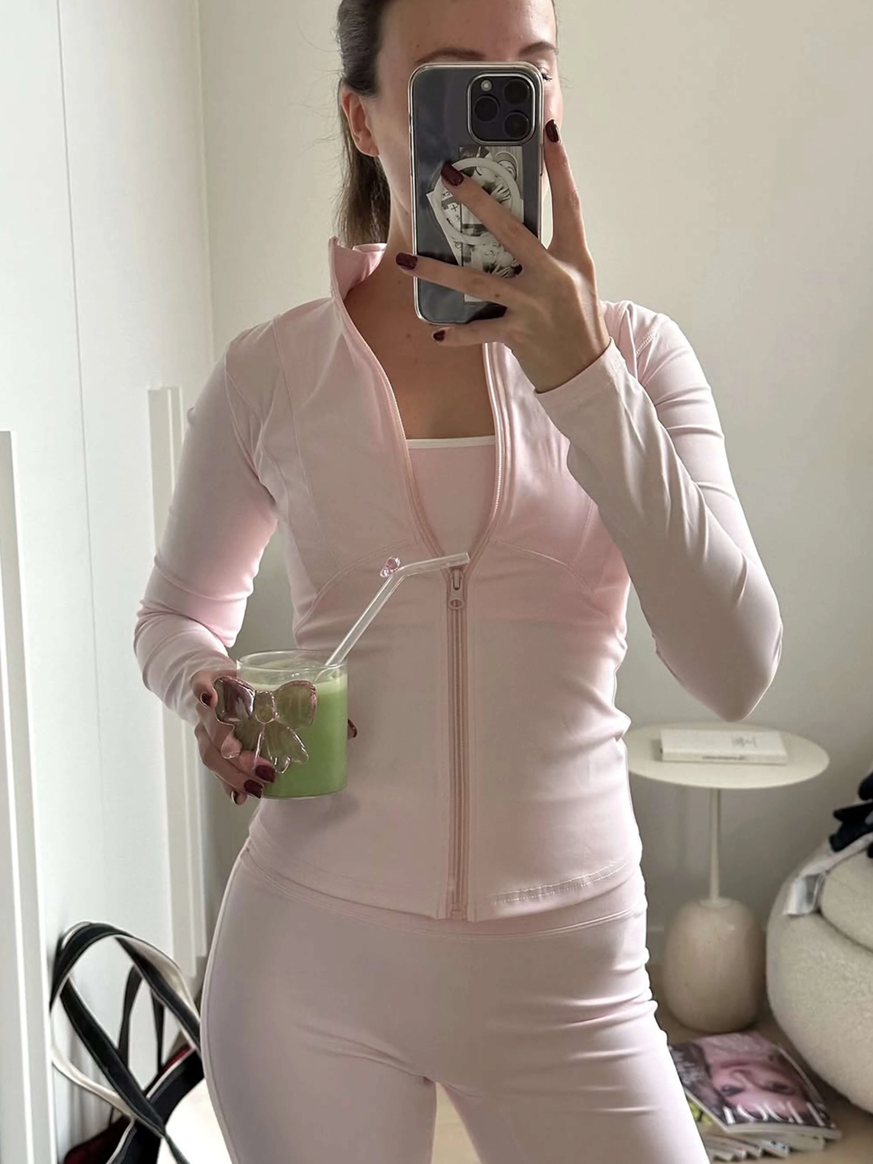 Vexaro | Atmungsaktive Sportjacke für Damen Sommer - Image 4