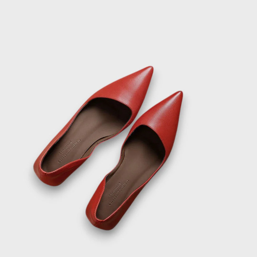Veyra – Lederschuhe mit Kitten-Heel - Image 2