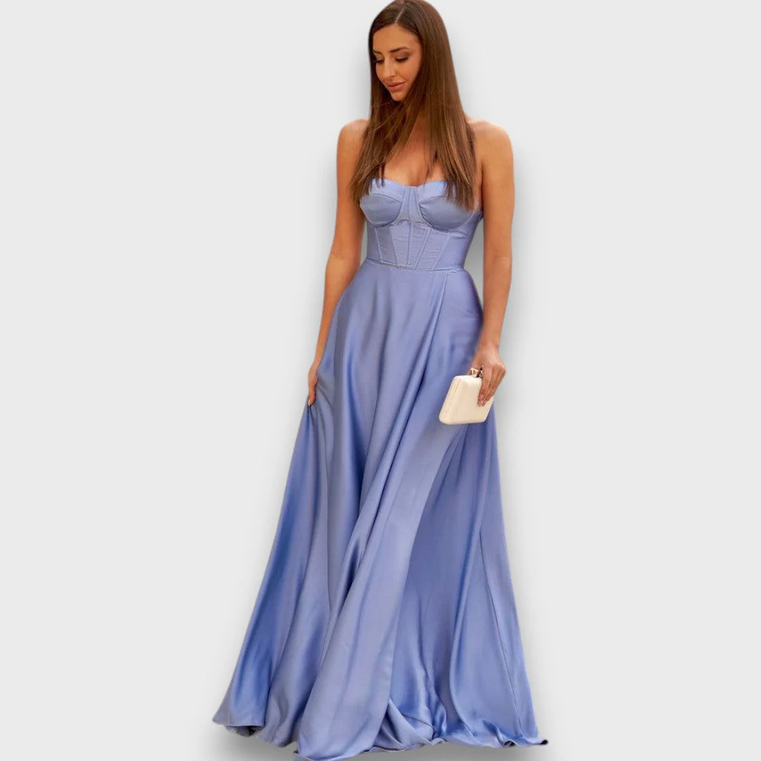 Victoria – Schulterfreies Abendkleid mit Rückenschnürung - Image 11