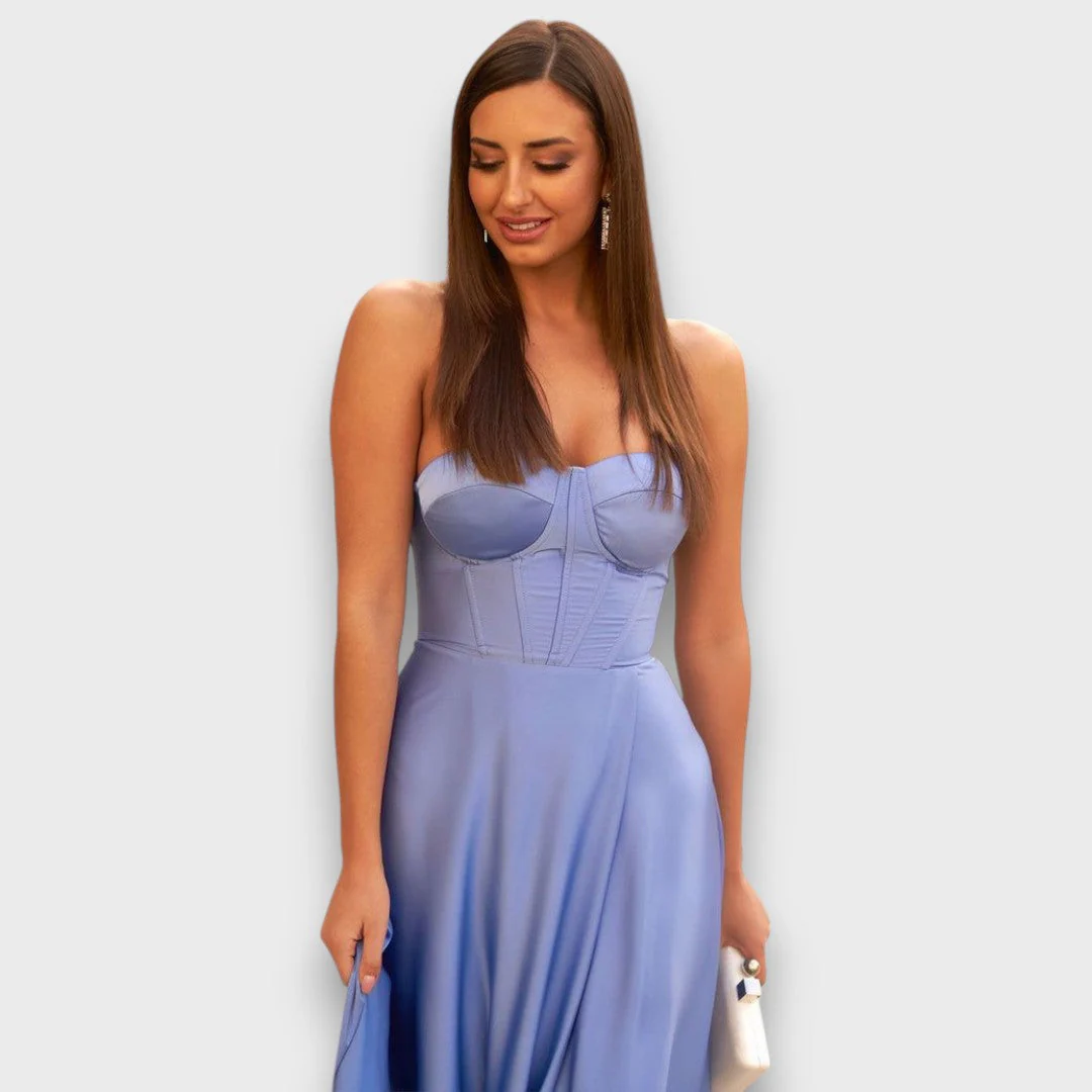 Victoria – Schulterfreies Abendkleid mit Rückenschnürung - Image 20