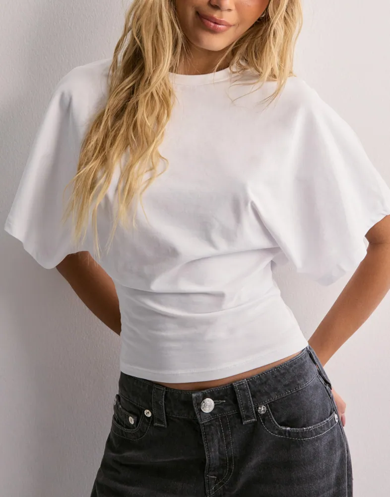Victoria | Weites Ärmel Icon T-Shirt - Image 5