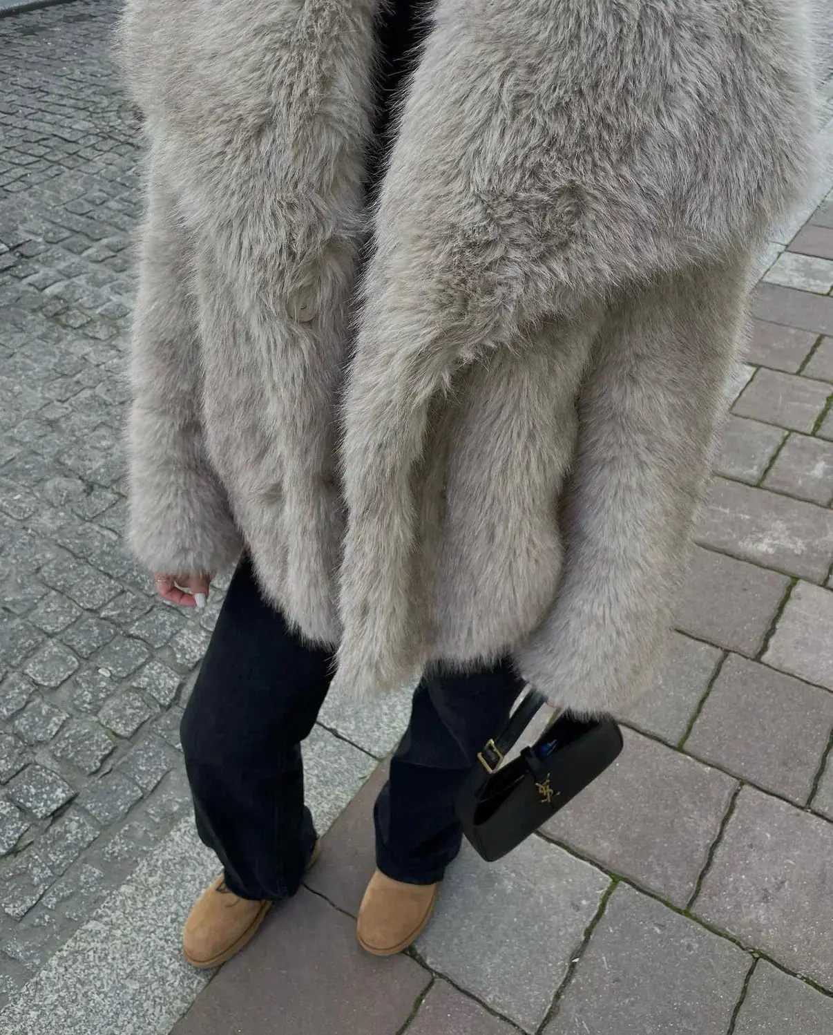 Viktoria™ | Pelzmantel - Image 5
