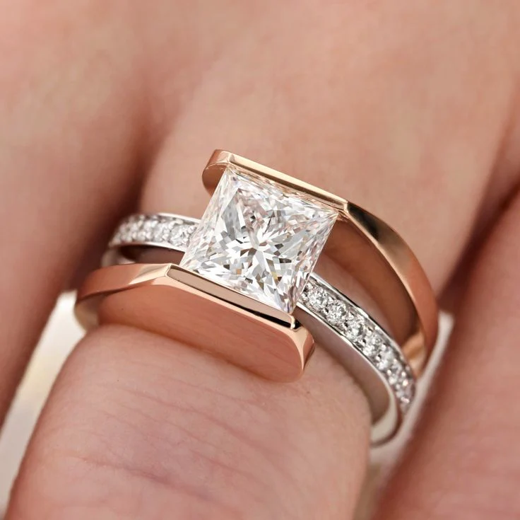 Vintage Diamantring mit Prinzessinnenschliff