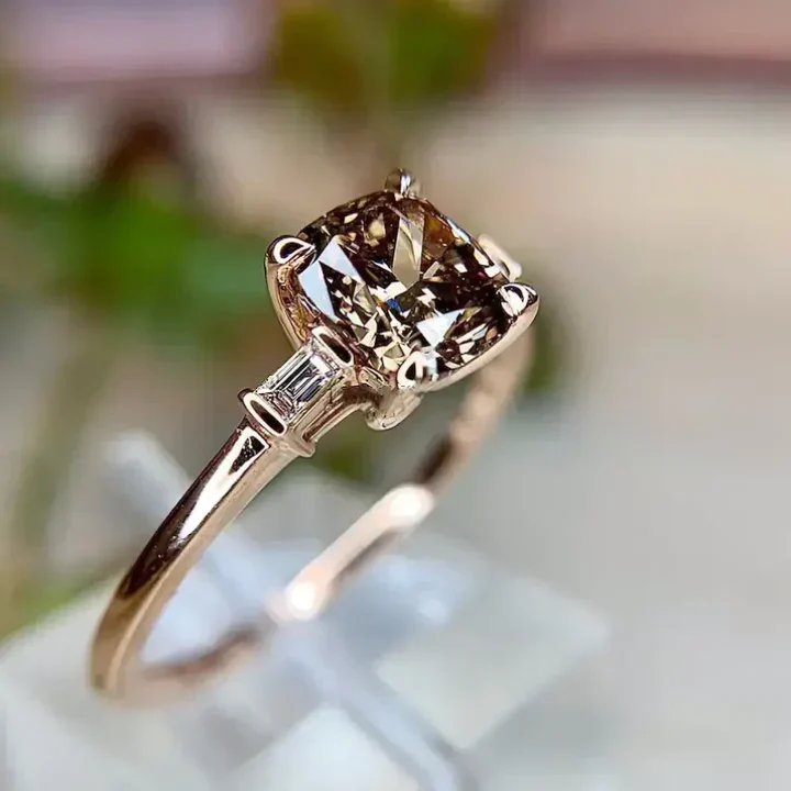 Vintage Kristall & Zirkonia Goldener Ring