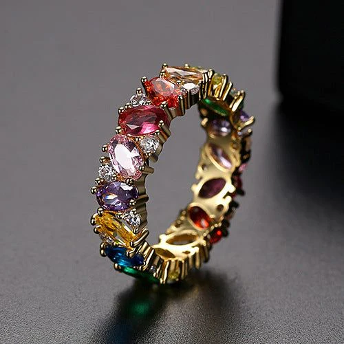 Vintage-Ring in mit farbigem Zirkon