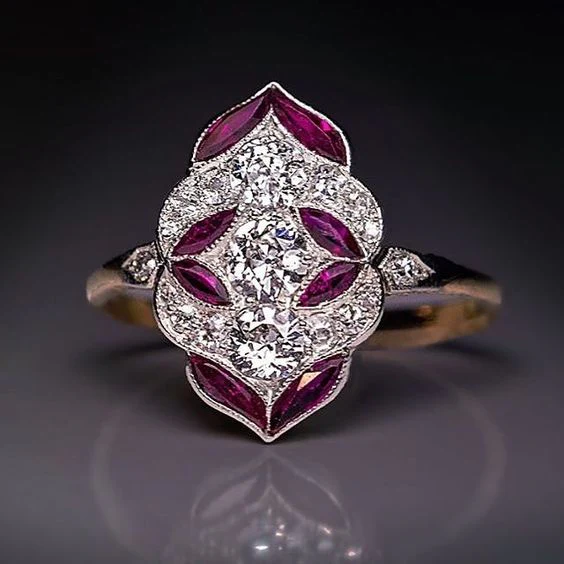 Vintage Ring mit lila Kristall