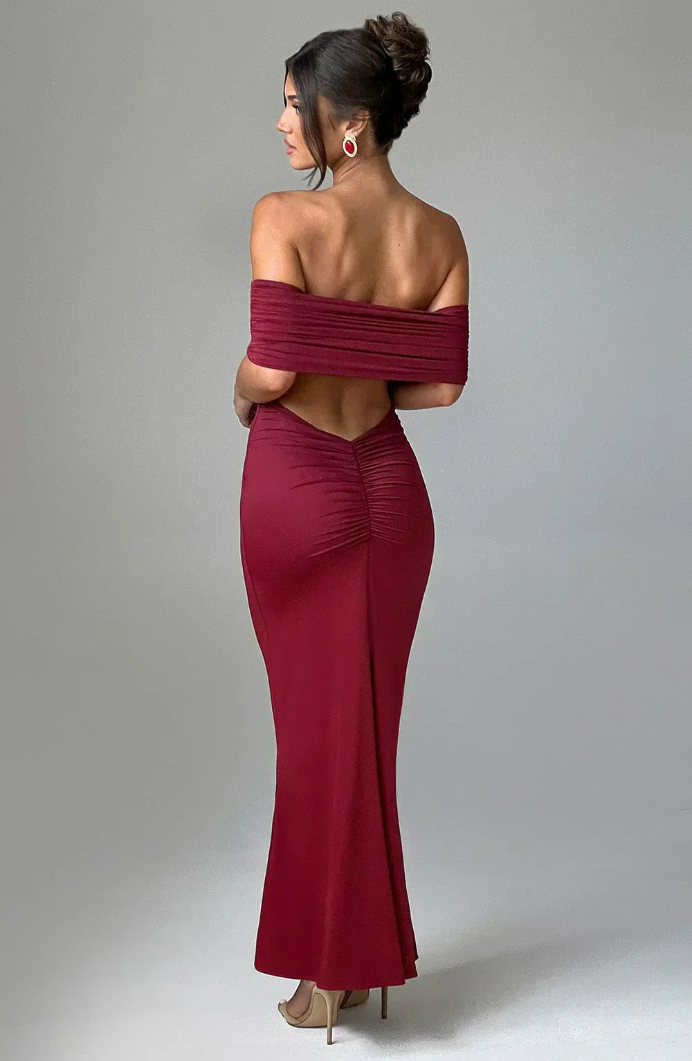 Violet | Rückenfreie Maxikleid