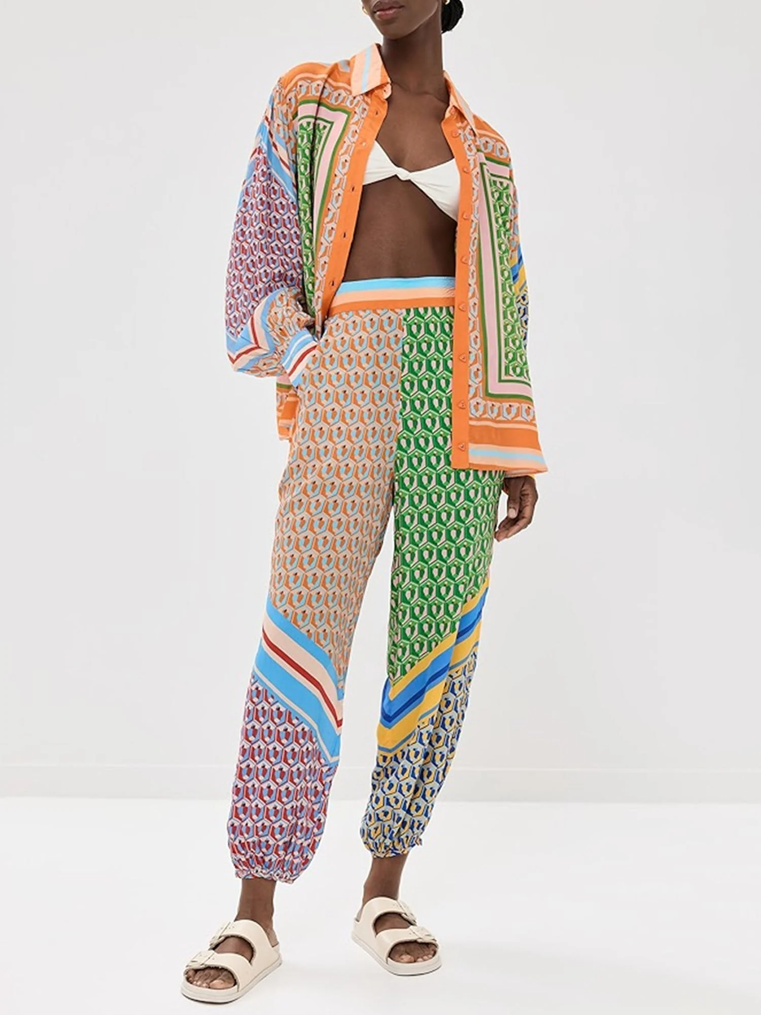 Vollständiges geometrisches Multicolor – Oversized-Hemd und Bloom-Hosen - Image 7
