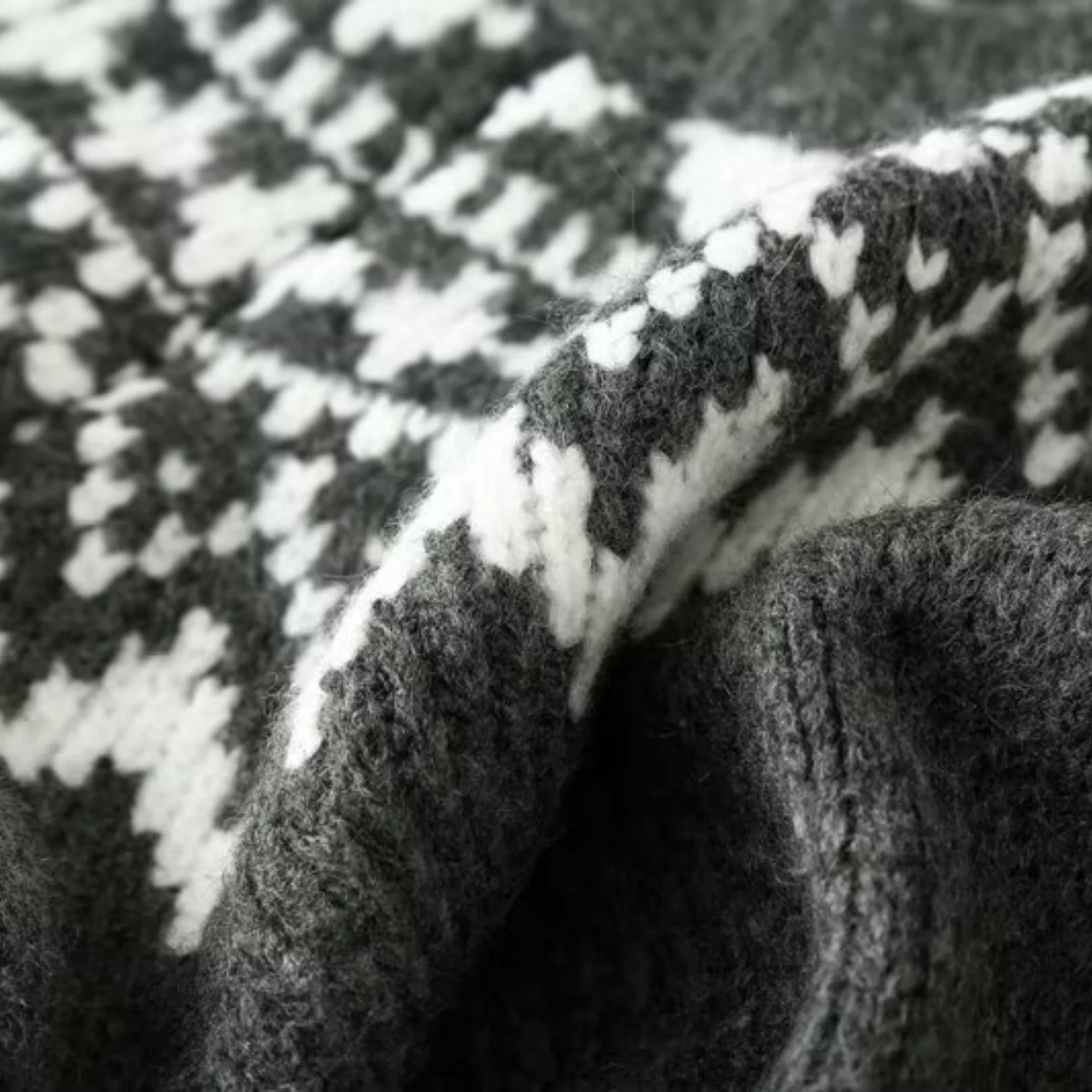 WARMER WOLLPULLOVER | WEICHER, WARMER KOMFORT