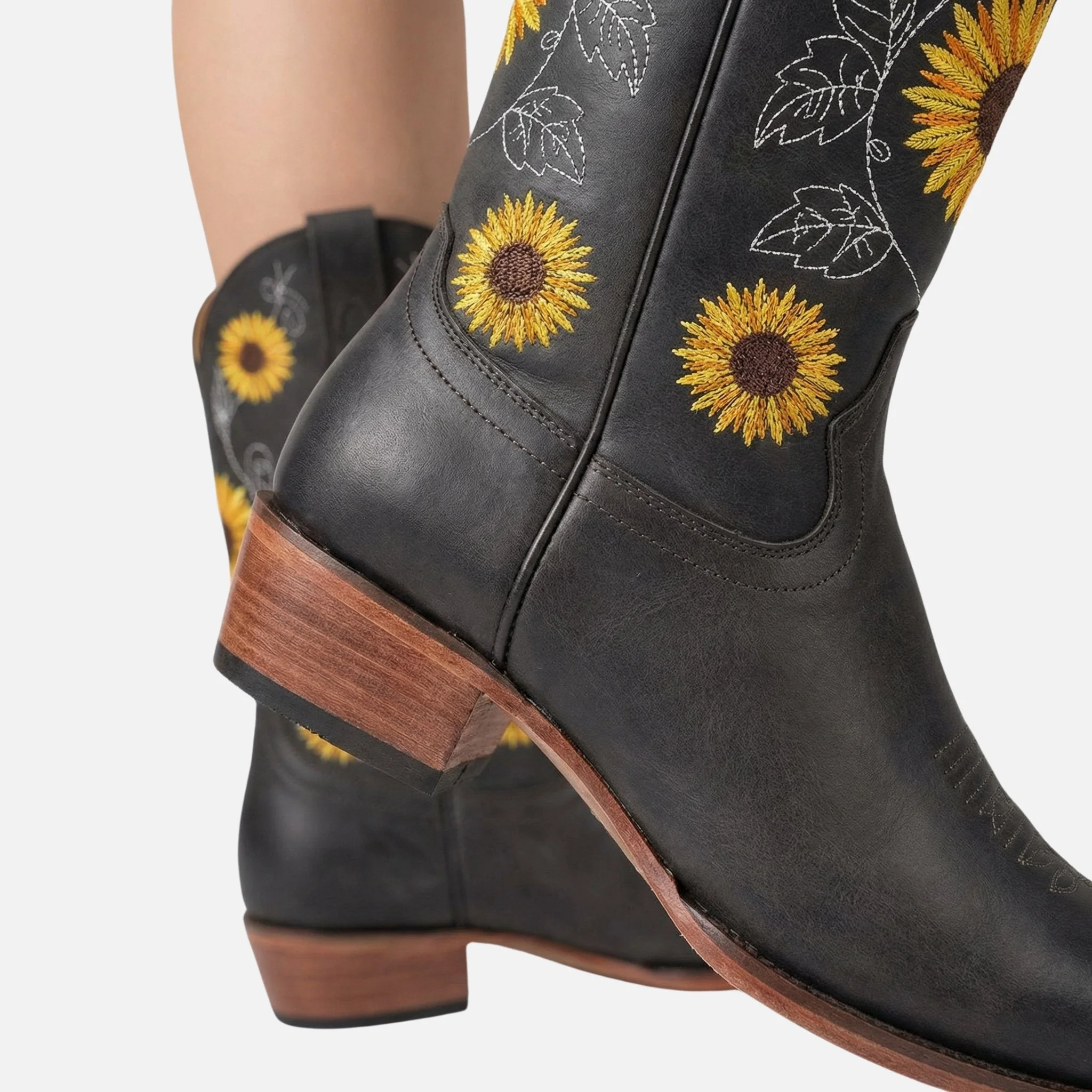 Franziska | Damen Western Wildlederstiefel Blumenstickerei – Bestickte Western Stiefel - Image 6