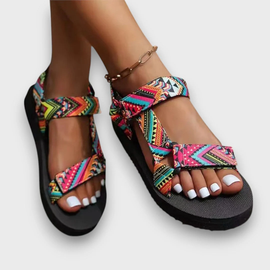 Zanika – Outdoor-Sandalen mit Ethno-Flair - Image 4