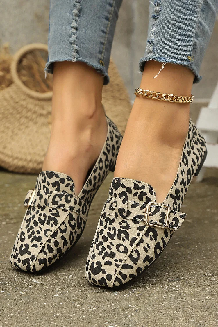 Zanika - Tägliche Loafers mit dekorativem Schnalle und Riemen - Image 4