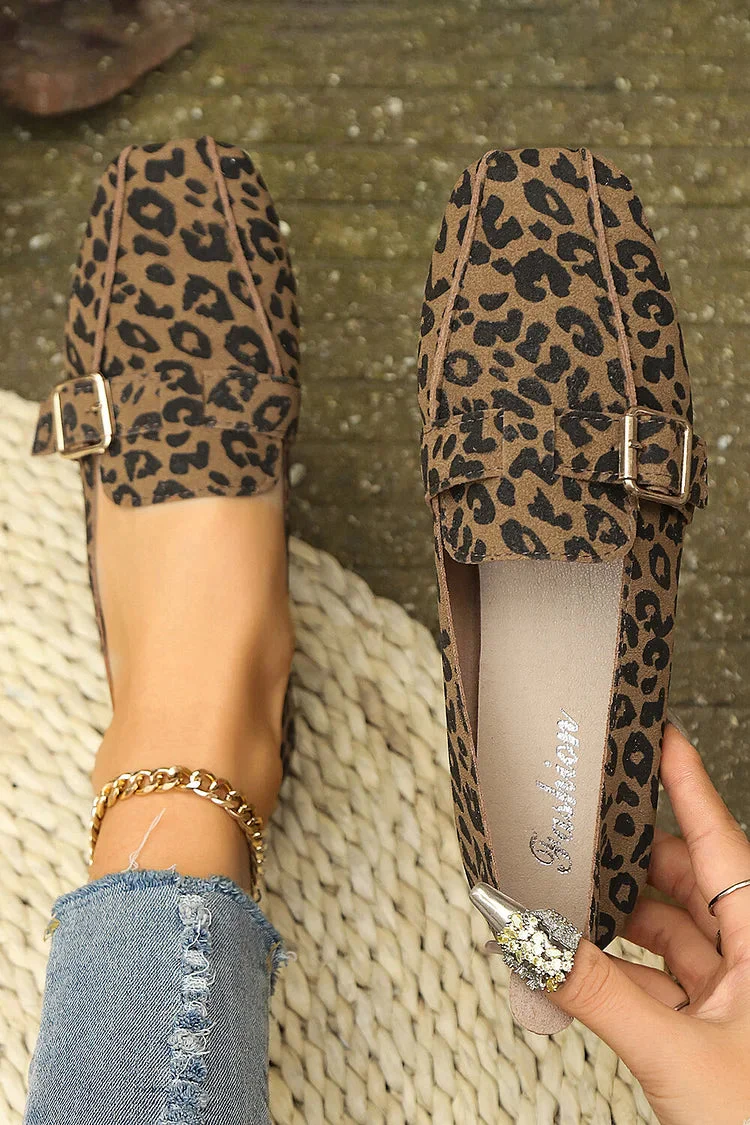 Zanika - Tägliche Loafers mit dekorativem Schnalle und Riemen - Image 6