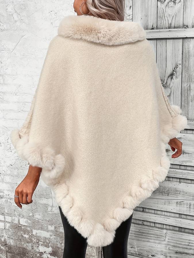 Zarina Poncho mit Kunstfellkragen