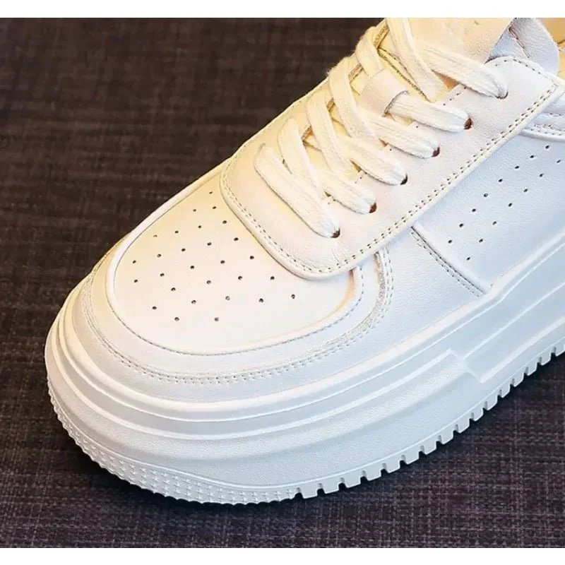 Zephanie Plateau Ganzweiße Sneakers - Image 3
